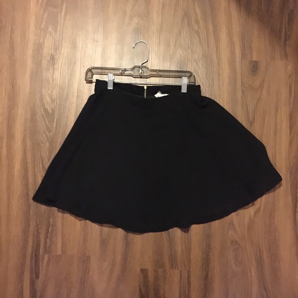 Urban outfitters black chiffon skirt