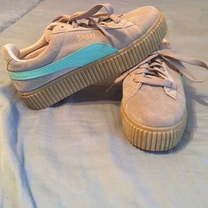Rihanna creepers look alikes