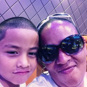 Meet your Posher, Adrienne