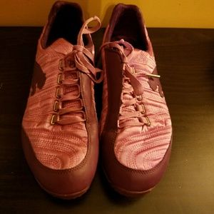 Puma Sneakers