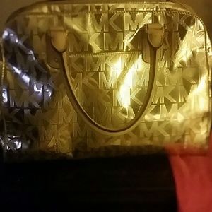 TRADE FOR ASHLEY C💕MICHAEL KORS BAG