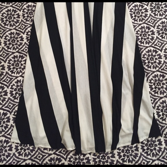 Black white strapless maxi - Picture 3 of 8