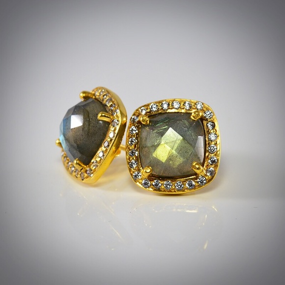 Labradorite Stud Earrings 18k Gold Vermeil Plated - Picture 2 of 4