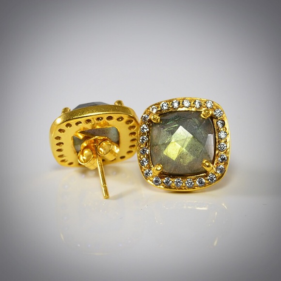 Labradorite Stud Earrings 18k Gold Vermeil Plated - Picture 3 of 4