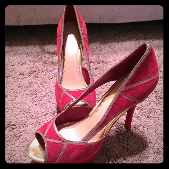 Jessica Simpson heels