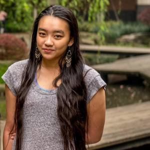 Meet your Posher, Lauren