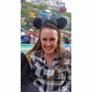 Meet your Posher, Rebecca