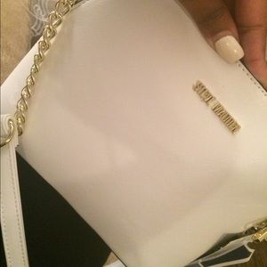 White Steve Madden cross body