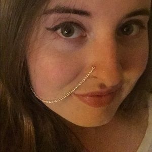 Meet your Posher, Ali