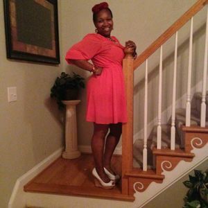 Meet your Posher, Latasha