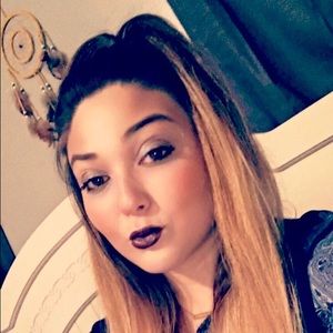 Meet your Posher, Lindsey