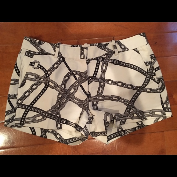 Michael kors shorts size 6