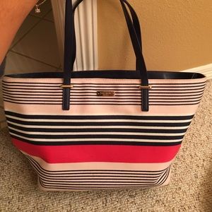 Kate spade purse