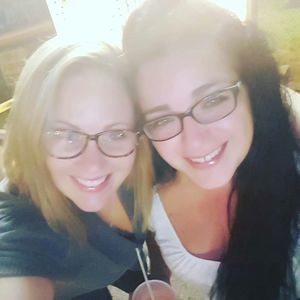 Meet your Posher, Desiree