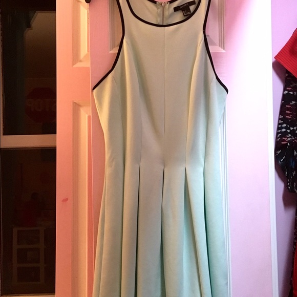 Sea Foam green dress - Picture 1 of 1