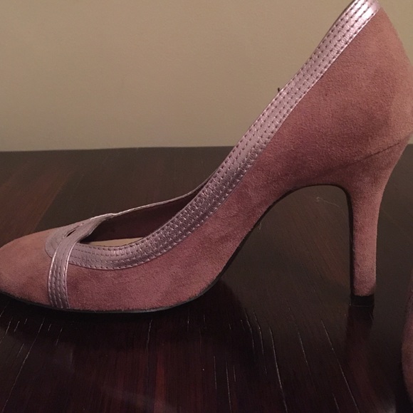 Top end suede pumps - Picture 2 of 3