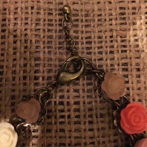 Francesca's statement bracelet - Picture 3 of 4