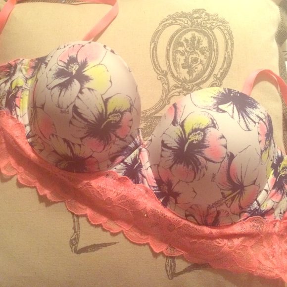 Victoria Secret Bra