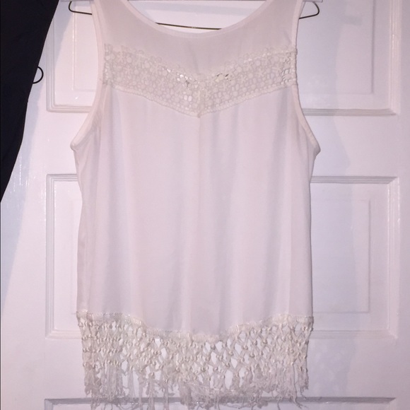 Flowy White Tanktop