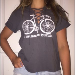 VINTAGE restyled crop one of a kind lace up tee