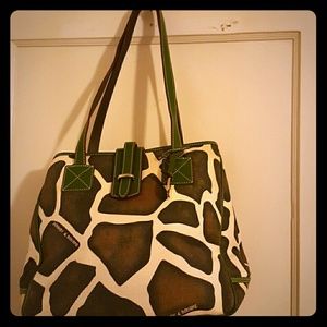 Dooney & Bourke