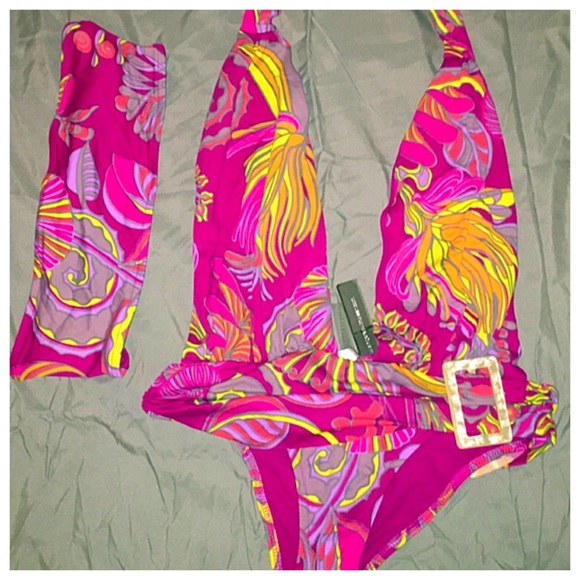 Bathing suit