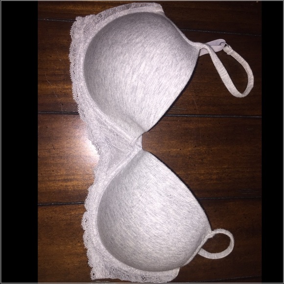🎉SALE🎉Like new grey bra size 36D