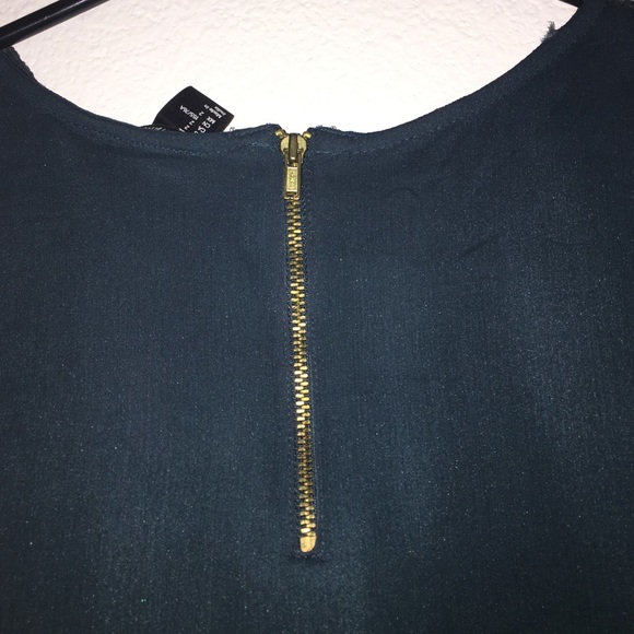 H&M green blouse - Picture 3 of 4