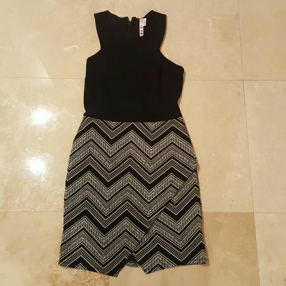 **Price Drop** Chevron Skirt Dress