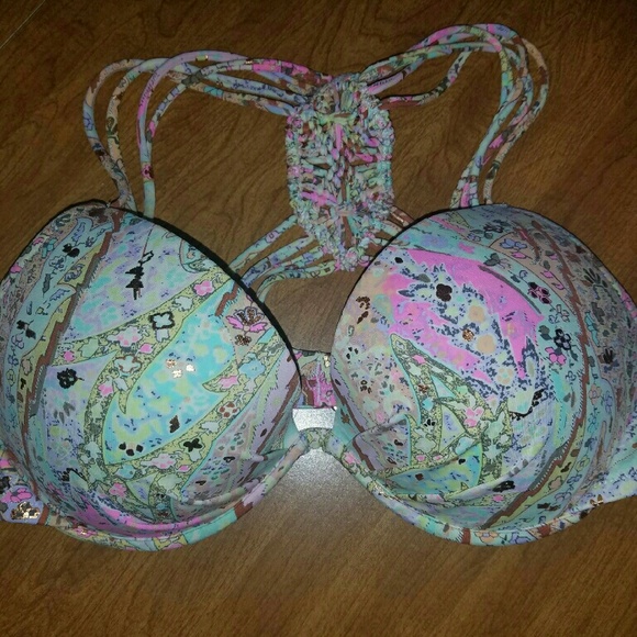Victoria Secret Faboulous Push up top size 34D