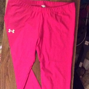 Pink under armor Capri tights