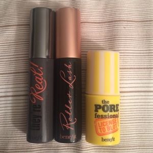 Makeup sample bundle