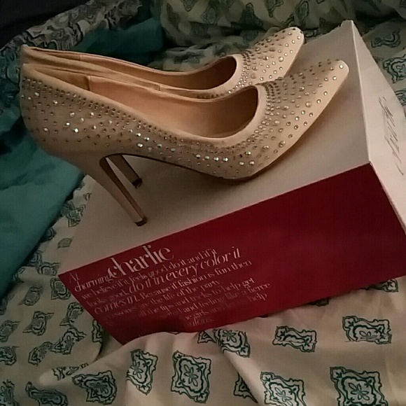 Sequin ivory pumps