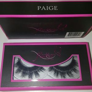 EVERYTHING MUST GO! Flutter lashes