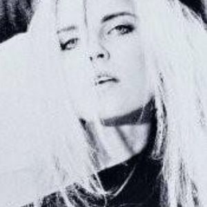 Meet your Posher, Jillian