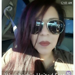 Meet your Posher, Luz