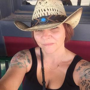 Meet your Posher, Brenda