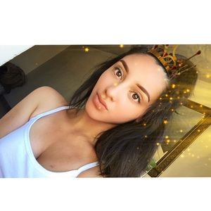 Meet your Posher, Karla