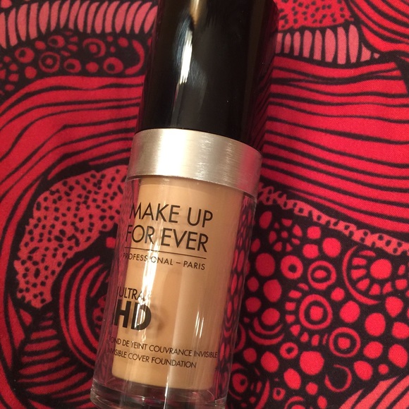 Makeup forever Ultra HD foundation.