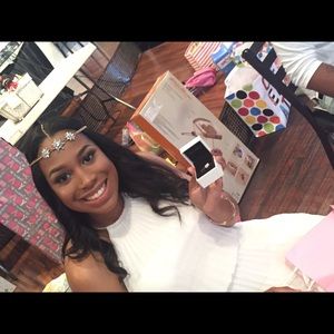 Meet your Posher, Terricita