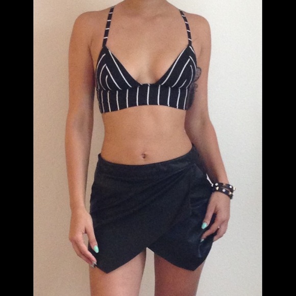 Femme LA Stripe Bralette - Picture 2 of 4
