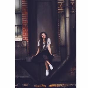 Meet your Posher, Alyssa