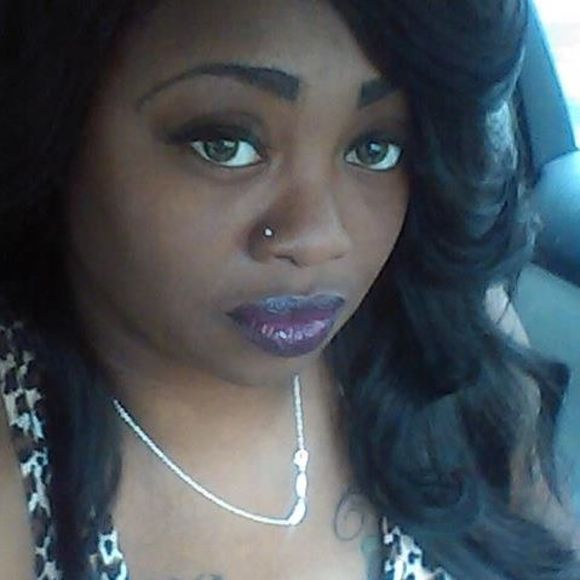 Meet your Posher, Nicci - Picture 1 of 1