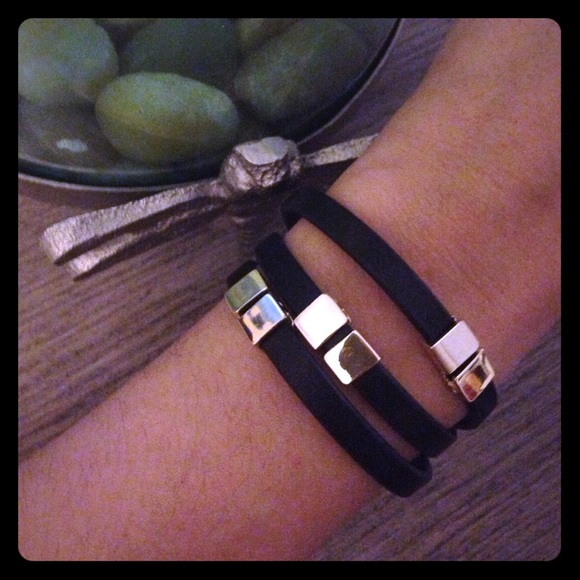 Banana Republic Black Leather Triple-wrap Bracelet