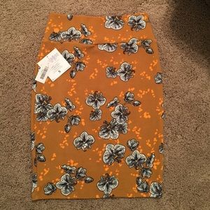 Lularoe Cassie