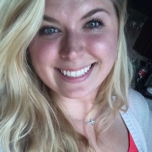 Meet your Posher, Kaelyn