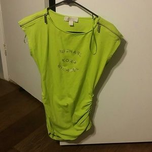 New without  tags Green shirt