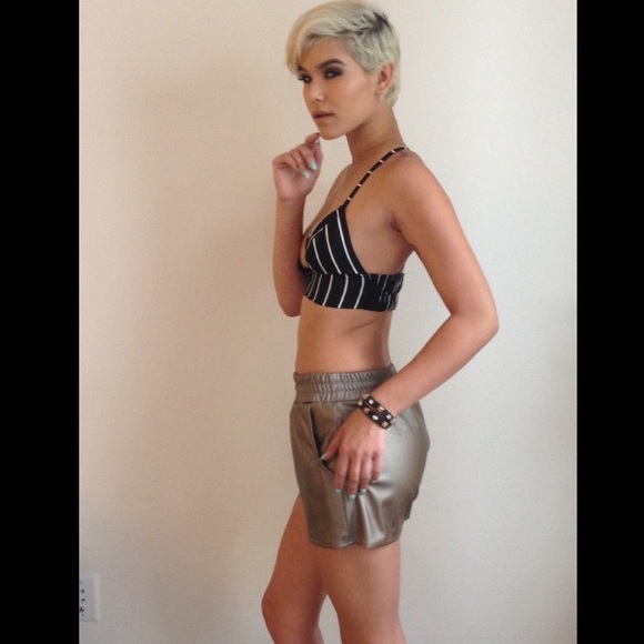 ✨Metallic Athletic Shorts ✨ - Picture 2 of 4