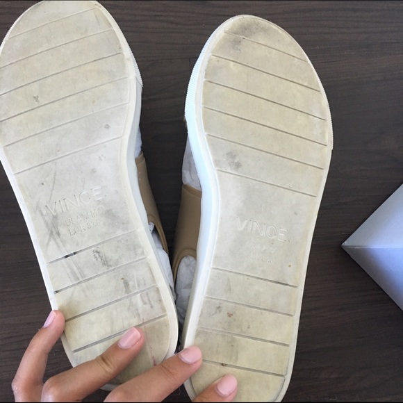 Vince Waterproof Platform Sandal - Picture 3 of 4