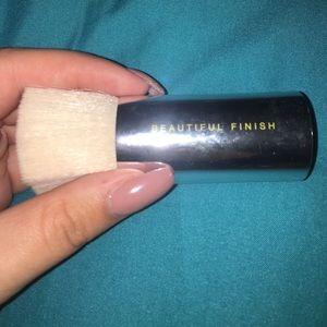 BareMinerals Beautiful Finish Brush